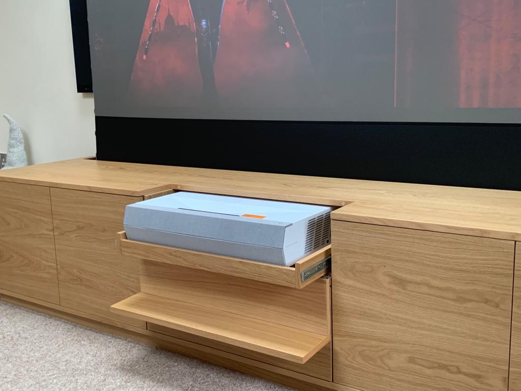 Solo Projector Natural Oak - New