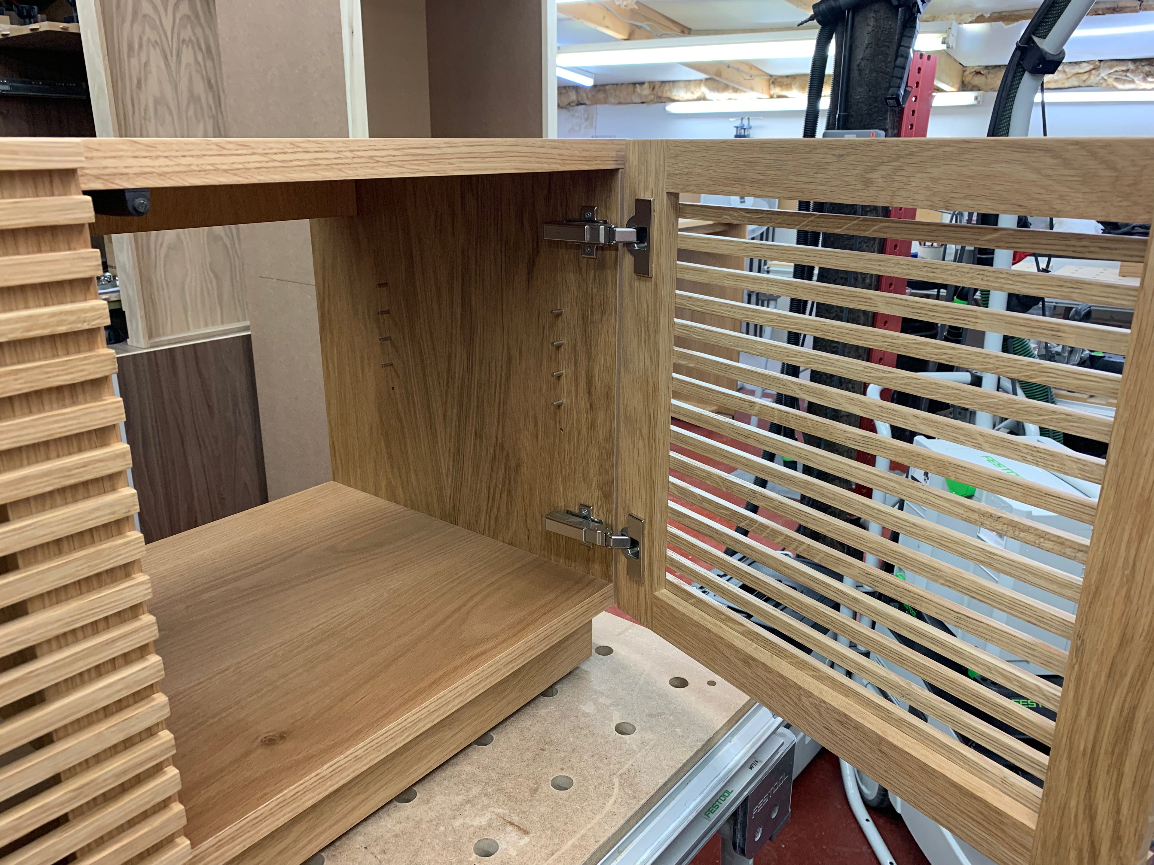 Linear Quattro Cabinet - New